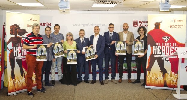 Organizadores y colaboradores implicados en la celebración del evento deportivo. :: justo rodríguez
