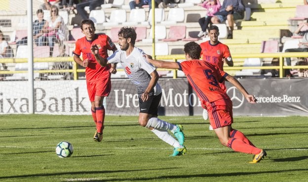 Julio Rico, en la pretemporada del Burgos ante la Real Sociedad. :: alberto rodrigo/diario de Burgos