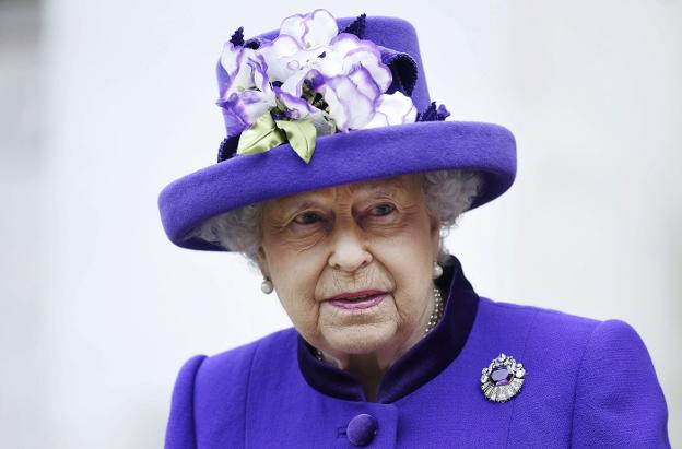Meghan e Isabel II compartieron un té en el Palacio de Buckingham. :: AFp efe/ /