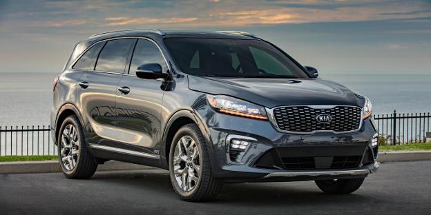 El nuevo Sorento ha experimentado cambios en su fisonomía, respecto a su predecesor. :: L.R.M../