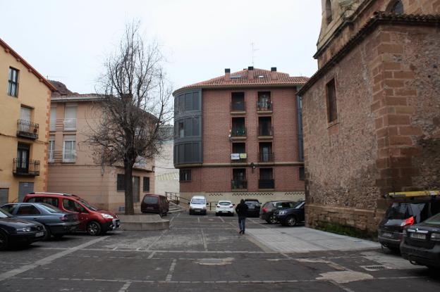 La plaza de la Cruz de Nájera, en pleno casco histórico, en la mañana de ayer. ::/Félix Domínguez