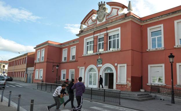 Instituto Ciudad de Haro./ L.R.