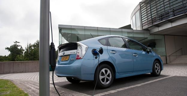 Pionero. Toyota fue uno de los primeros en introducir la tecnología híbrida en sus modelos. :: L.R.M.
/