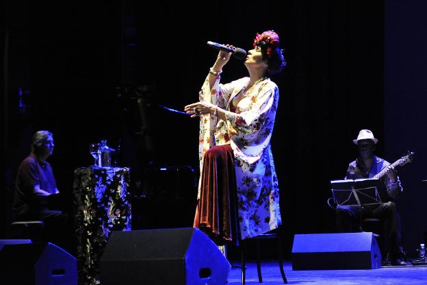 Ángela Muro, durante una actuación. / L.R.