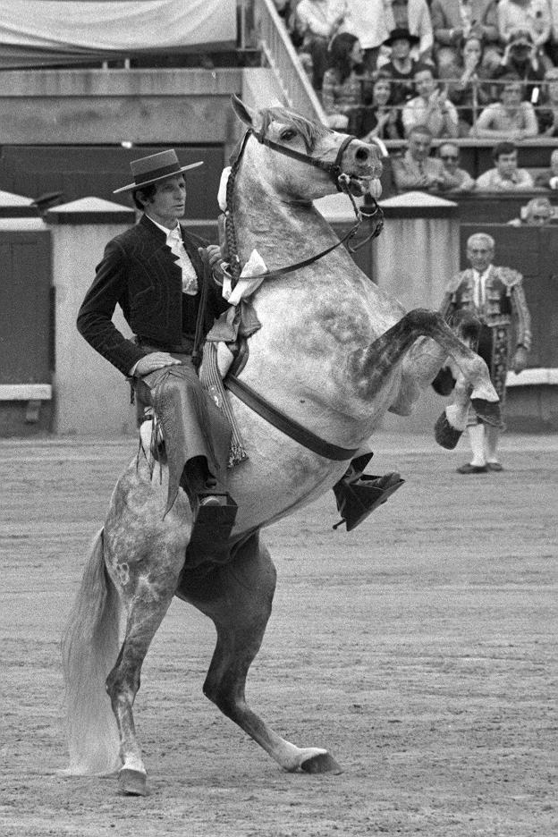Ángel Peralta, durante la Feria
de San Isidro de 1975. :: efe/