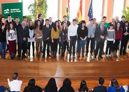Los galardonados que recibieron ayer sus premios en el Conservatorio ::
SONIA TERCERO/