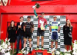 El italiano Francesco Lasca se impone en la Vuelta en la última curva