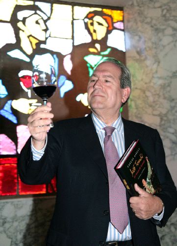 La presentación tuvo lugar en Bodegas Ontañón. / F. DÍAZ/
