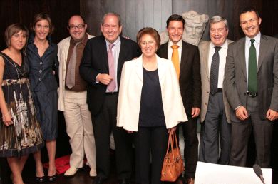 María y Raquel Pérez, Pablo García Mancha, Carlos Abella, Mariluz Cuevas, Diego Urdiales, Gabriel Pérez y Conrado Escobar. / F. DÍAZ/