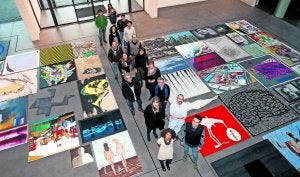 En el Würth. Artistas que participan en la colectiva 'Estudio 120m', minutos antes de explicar en público sus propuestas. ::
DÍAZ URIEL/