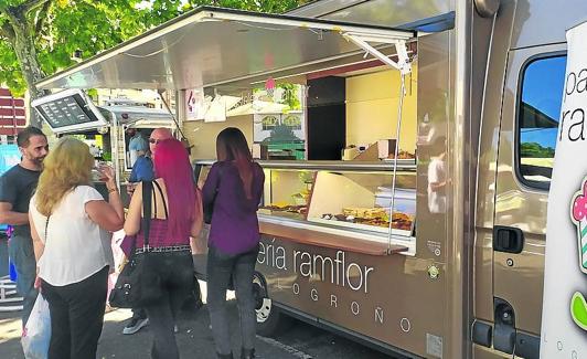 El 'food-truck' de Ramflor, especial para eventos, en el Espacio Peñas 2.0. 