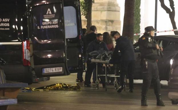 El ataque contra varias iglesias de Algeciras, en imágenes.